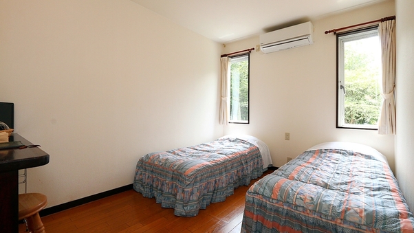 【ペット可】ツインルーム バストイレ付